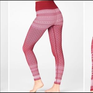 NWT Fabletics Seamless Fair Isle Legging